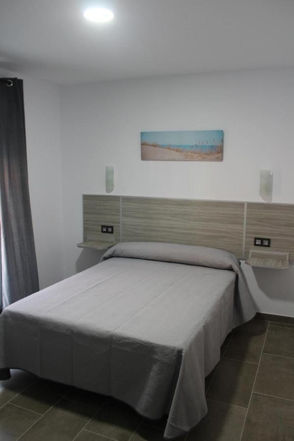 Hostal Maria Jose Conil De La Frontera Extérieur photo