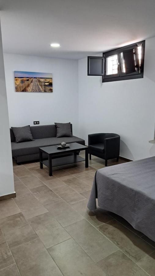 Hostal Maria Jose Conil De La Frontera Extérieur photo